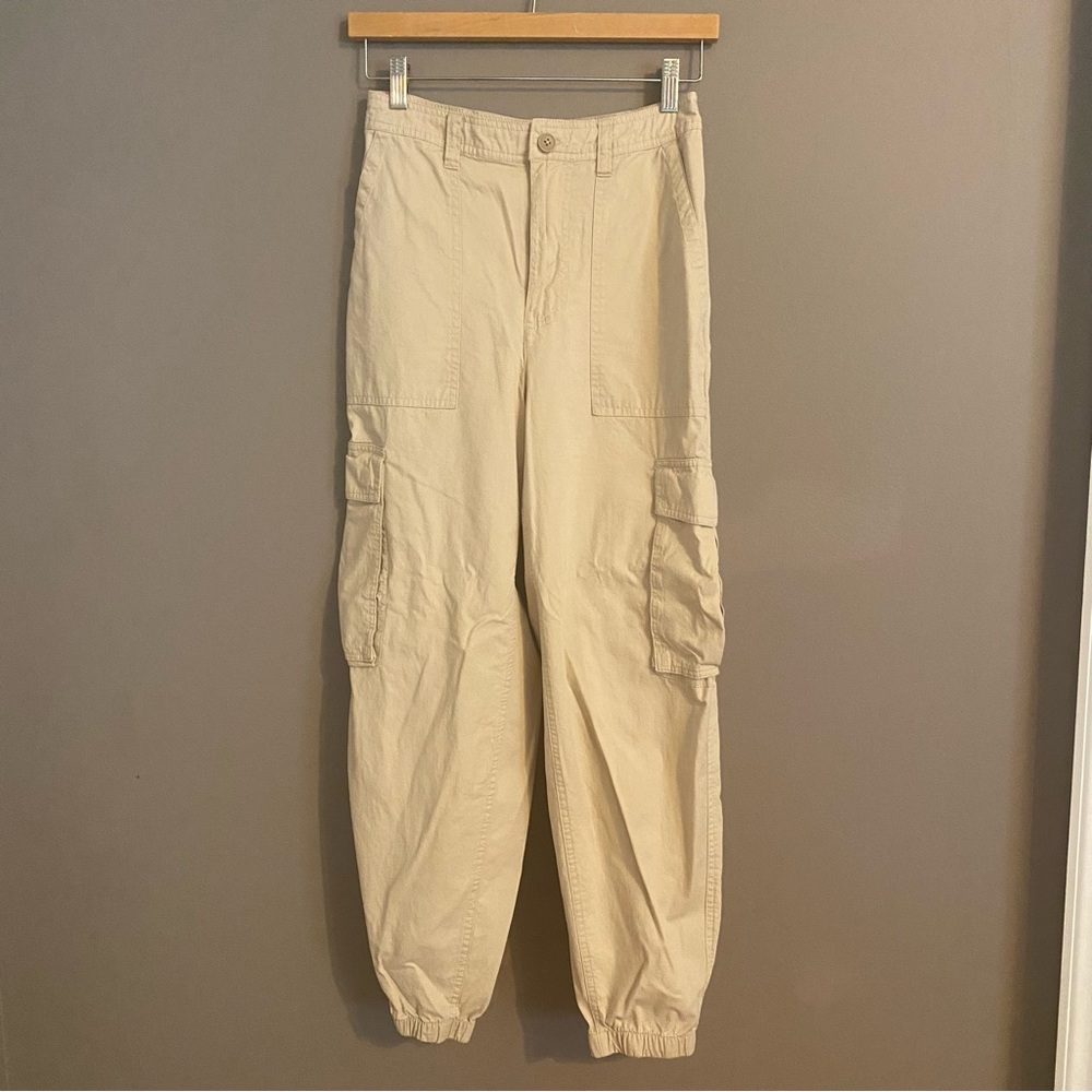Abercrombie & Fitch Beige Cargo Jogger Pants